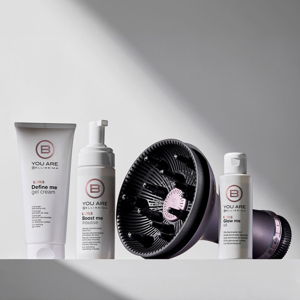 Kit styling completo capelli ricci con Diffon Pro Curl, crema-gel Define Me Cream-Gel, mousse volumizzante Boost Me Mousse e olio Glow Me Oil