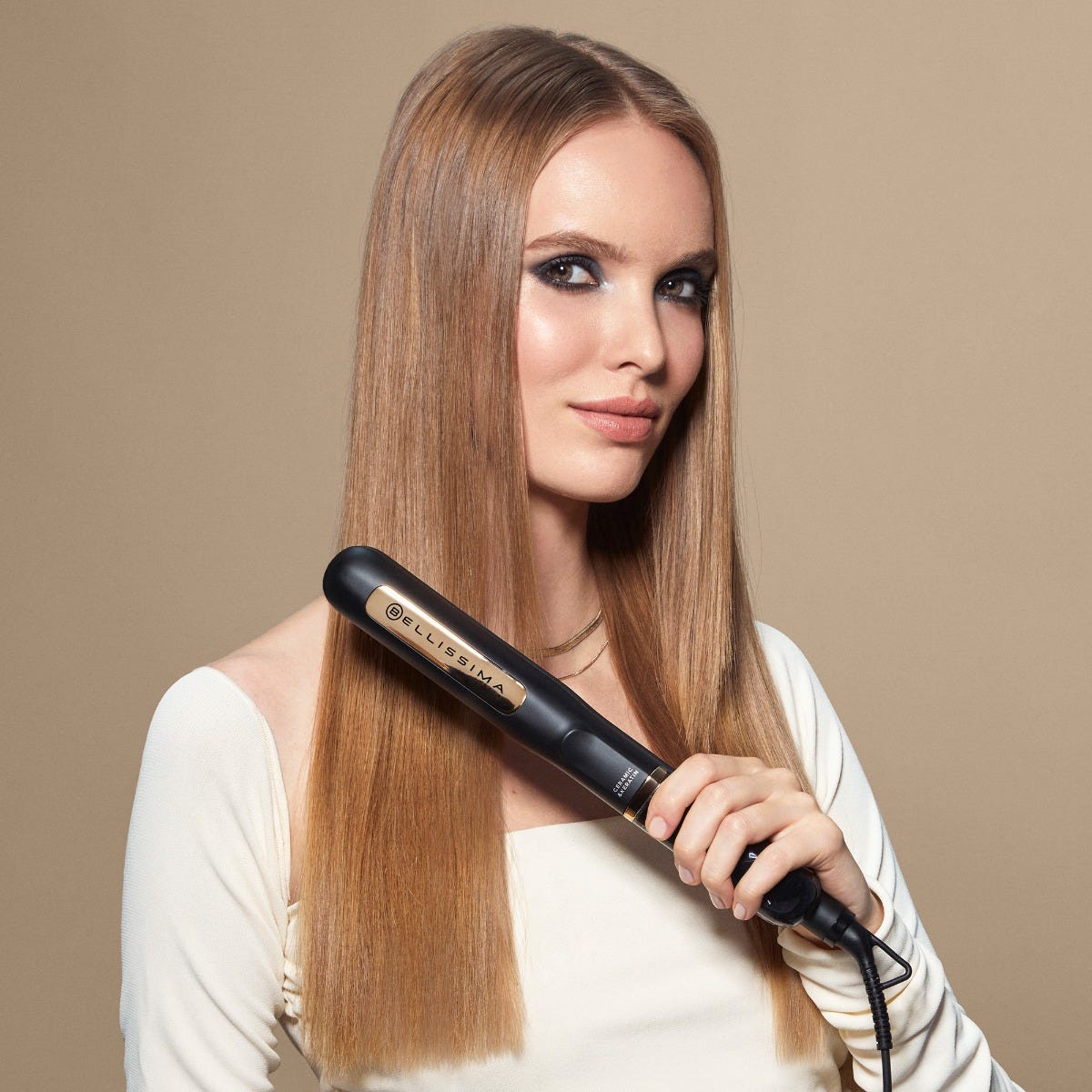 Piastra a vapore per capelli: usi e benefici