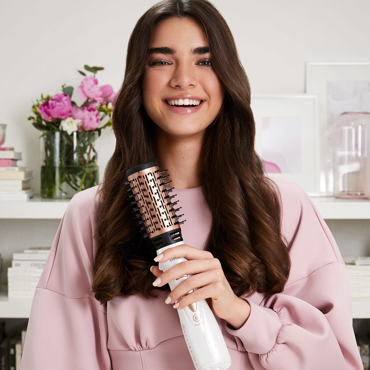 Hot air brush with 5 accessories and ceramic coating GH18 1100